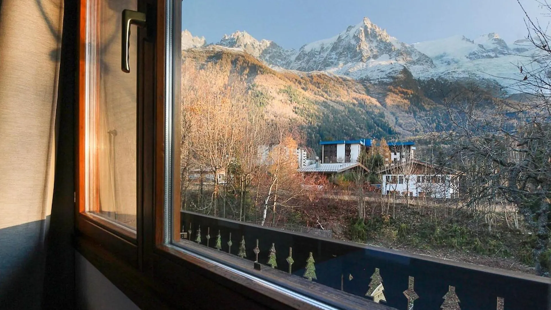 Ferienwohnung Les Fleurs De Cham - Jardin Vues - Renove Chamonix 0*,