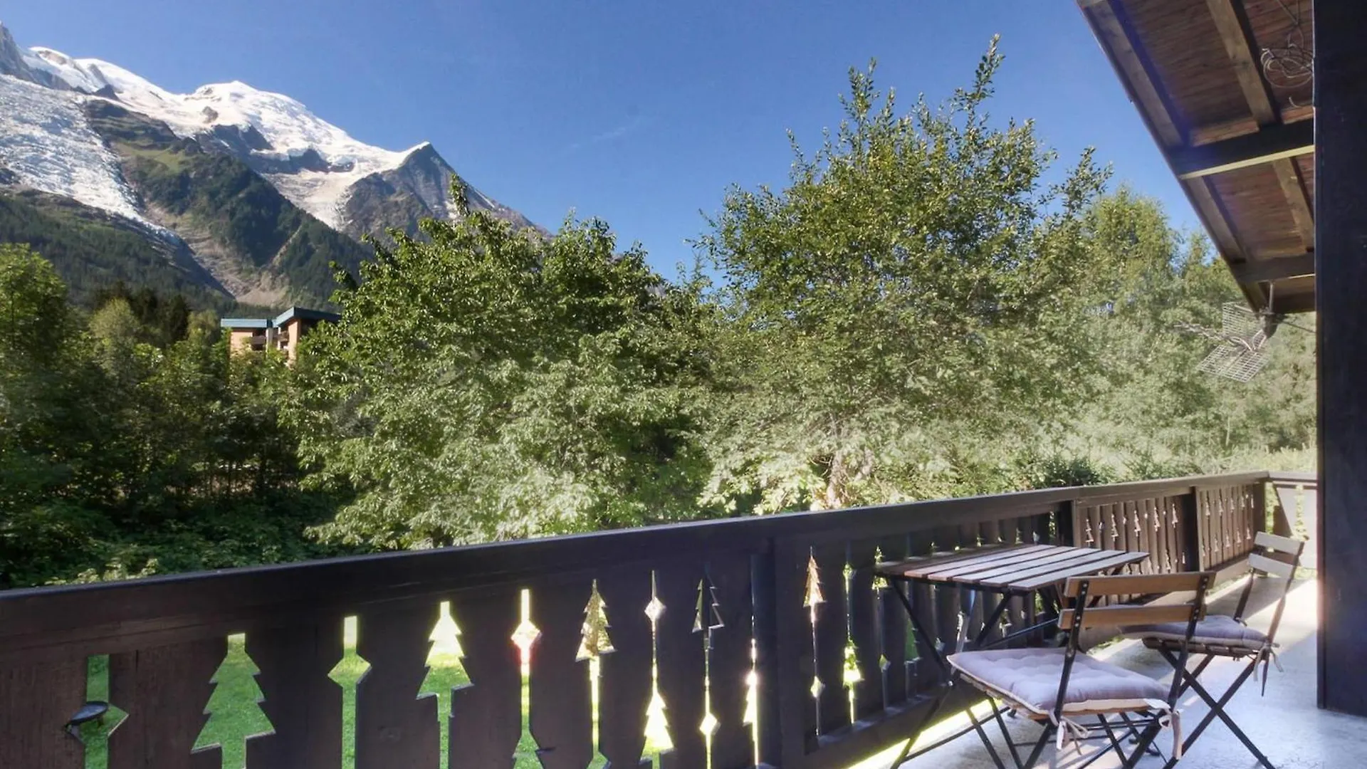 Apartment Ferienwohnung Les Fleurs De Cham - Jardin Vues - Renove Chamonix