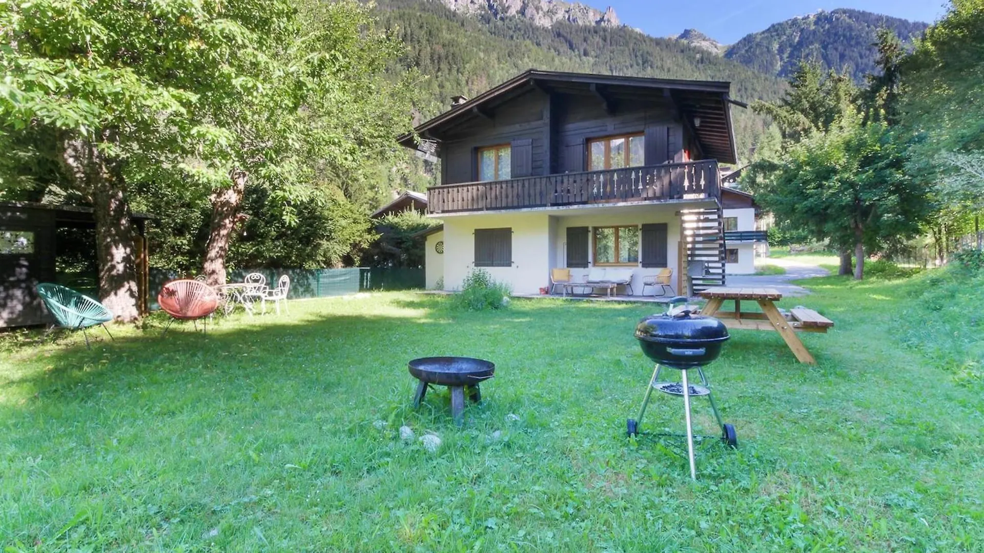Apartment Ferienwohnung Les Fleurs De Cham - Jardin Vues - Renove Chamonix